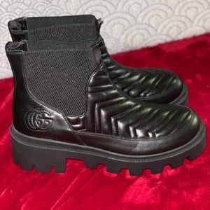 Gucci Black Matelassé Chelsea Boots Size:40 (US 10)